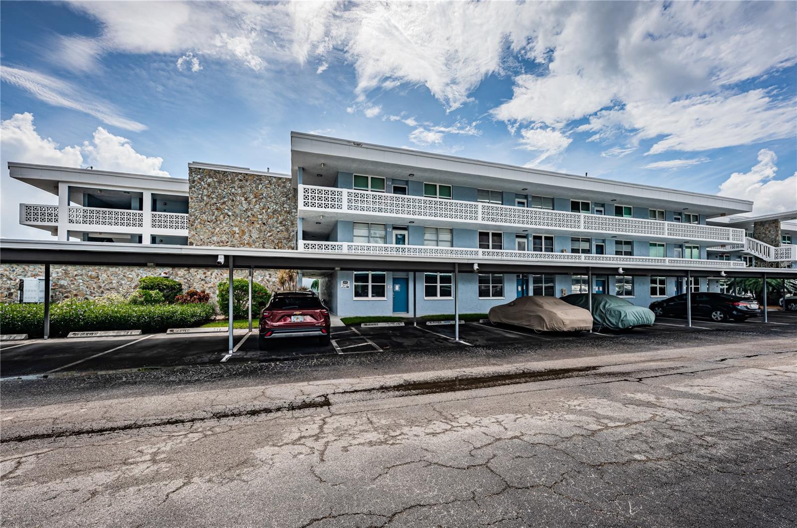 TB8410016 Property Photo