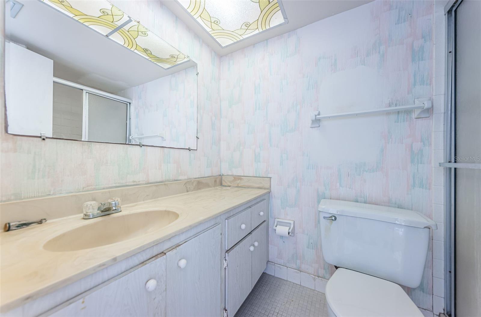 TB8410016 Property Photo