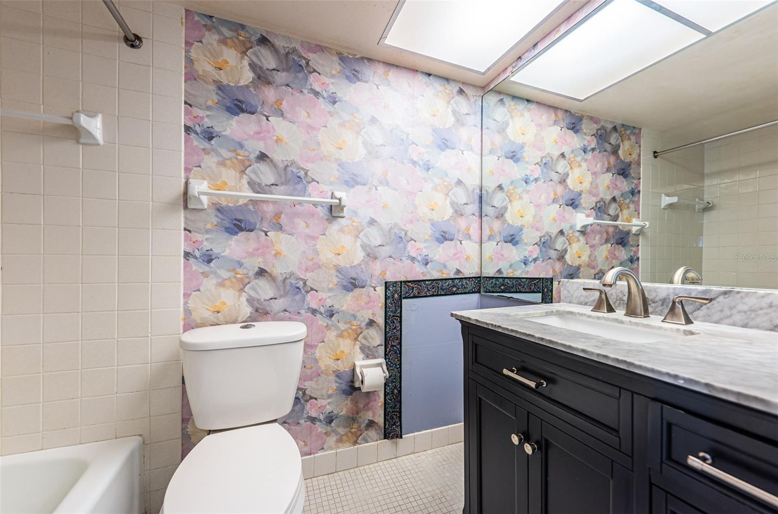 TB8410016 Property Photo