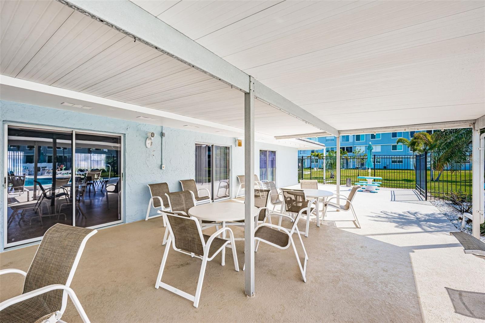 TB8410016 Property Photo