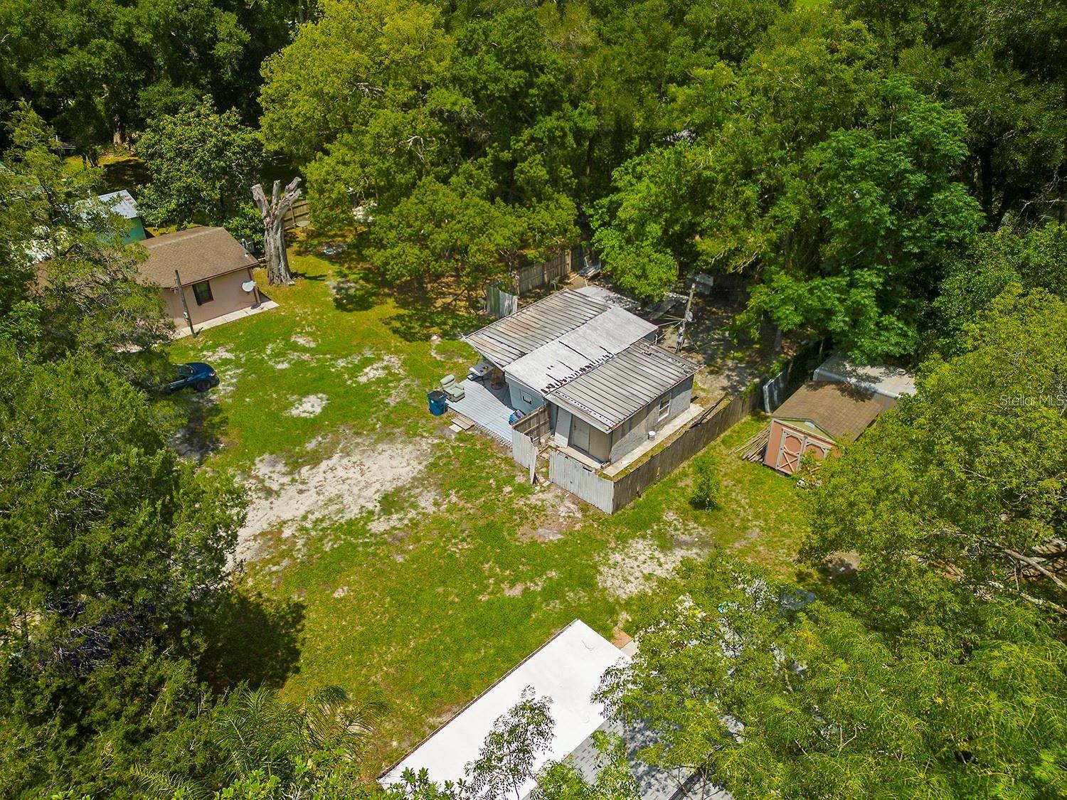 W7877555 Property Photo