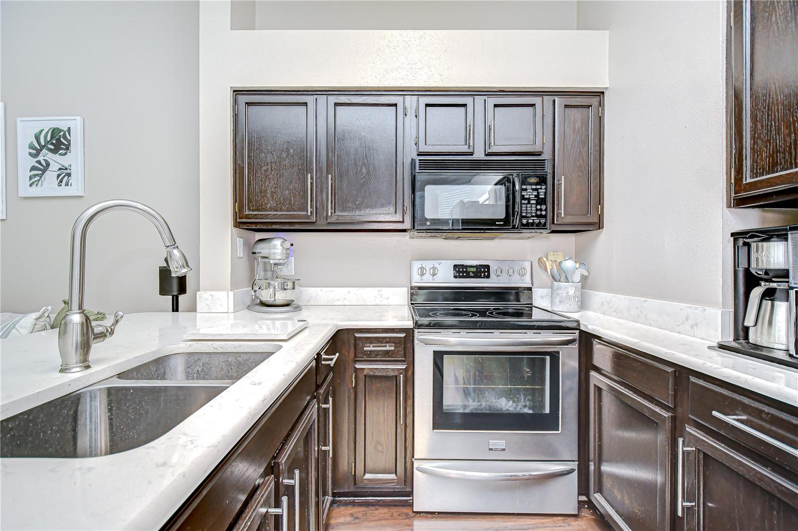 14110 TROUVILLE DR, TAMPA, FL, 33624