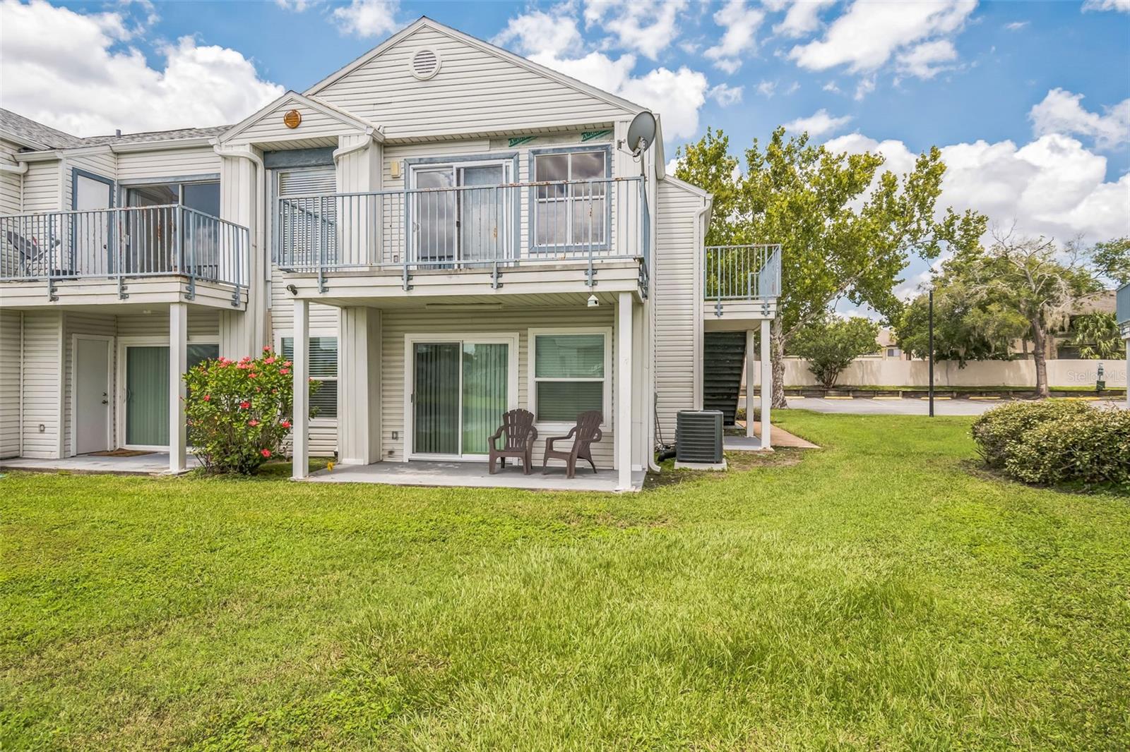 O6329683 Property Photo