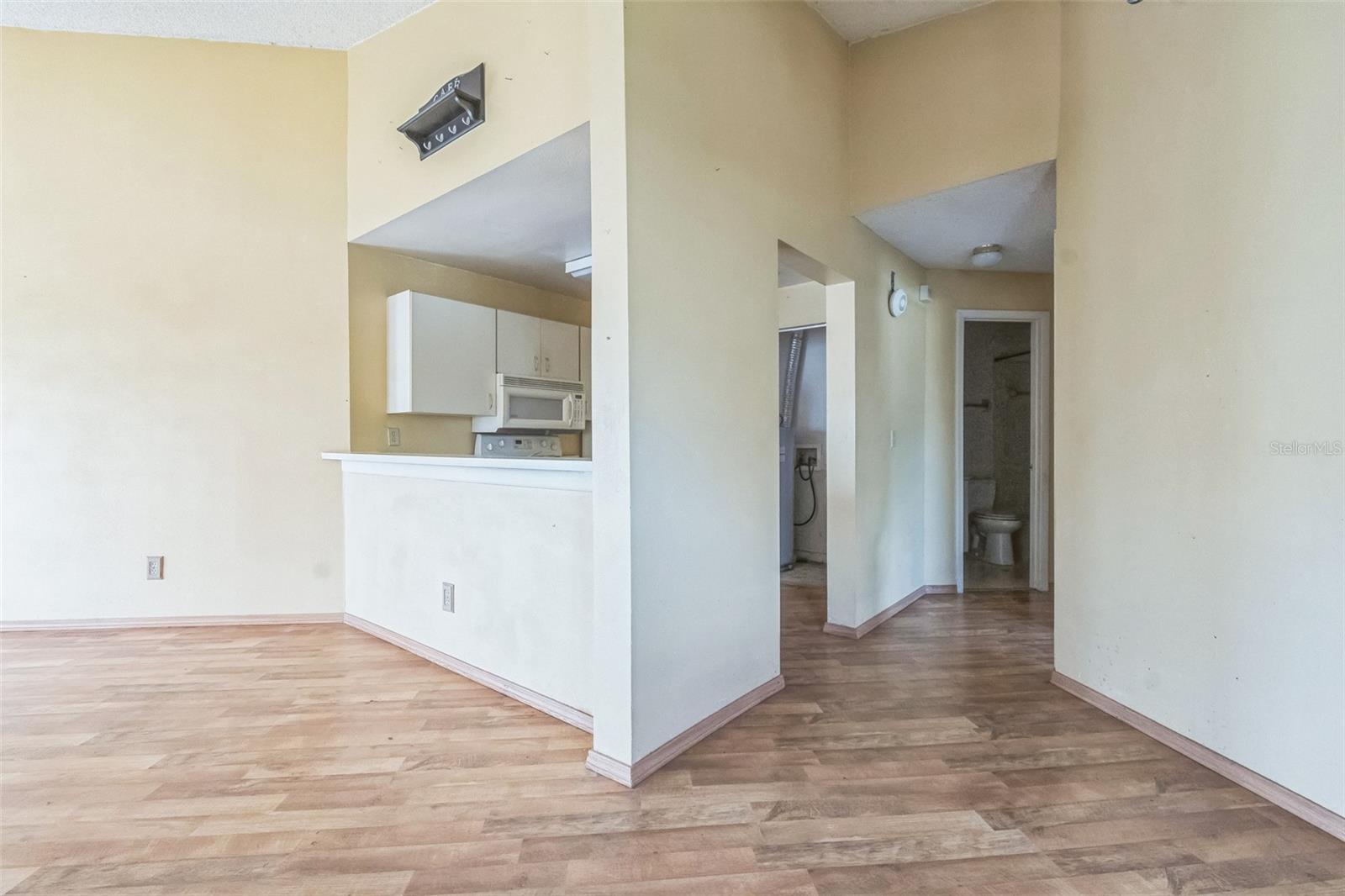 O6329683 Property Photo