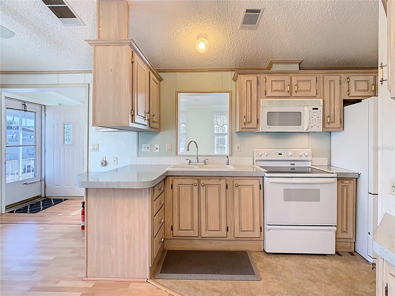 S5131424 Property Photo