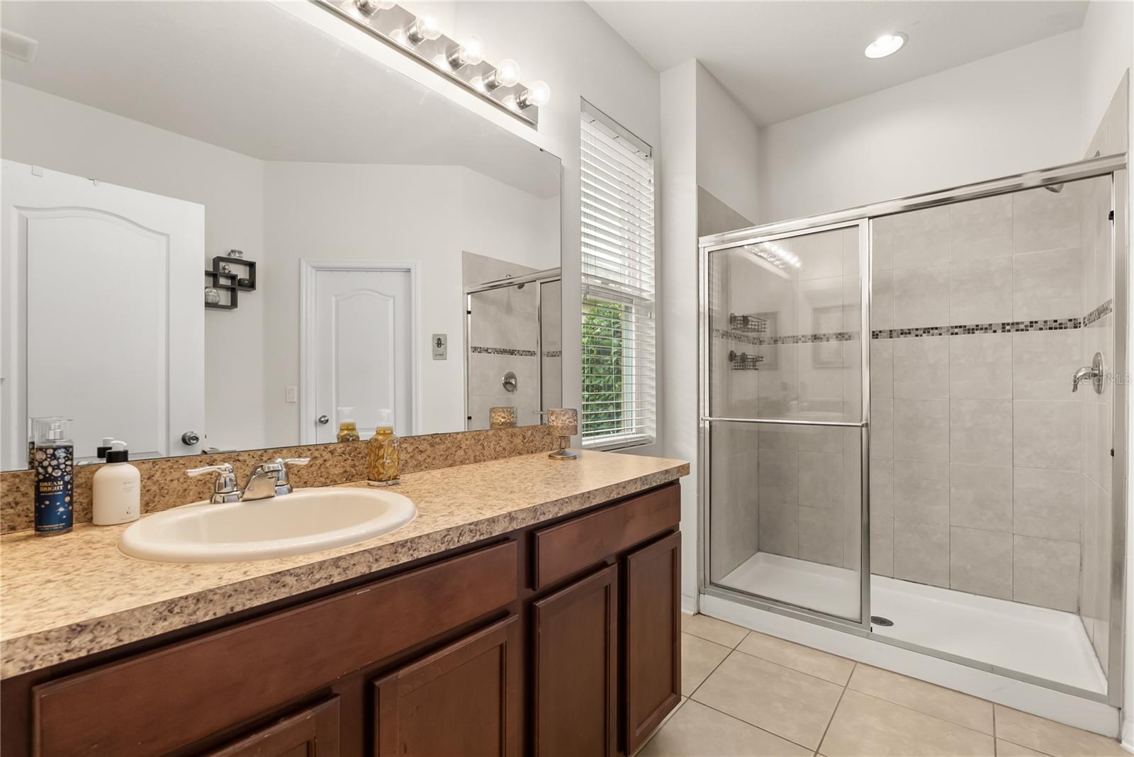 1005 MARATHON KEY WAY, GROVELAND, FL, 34736