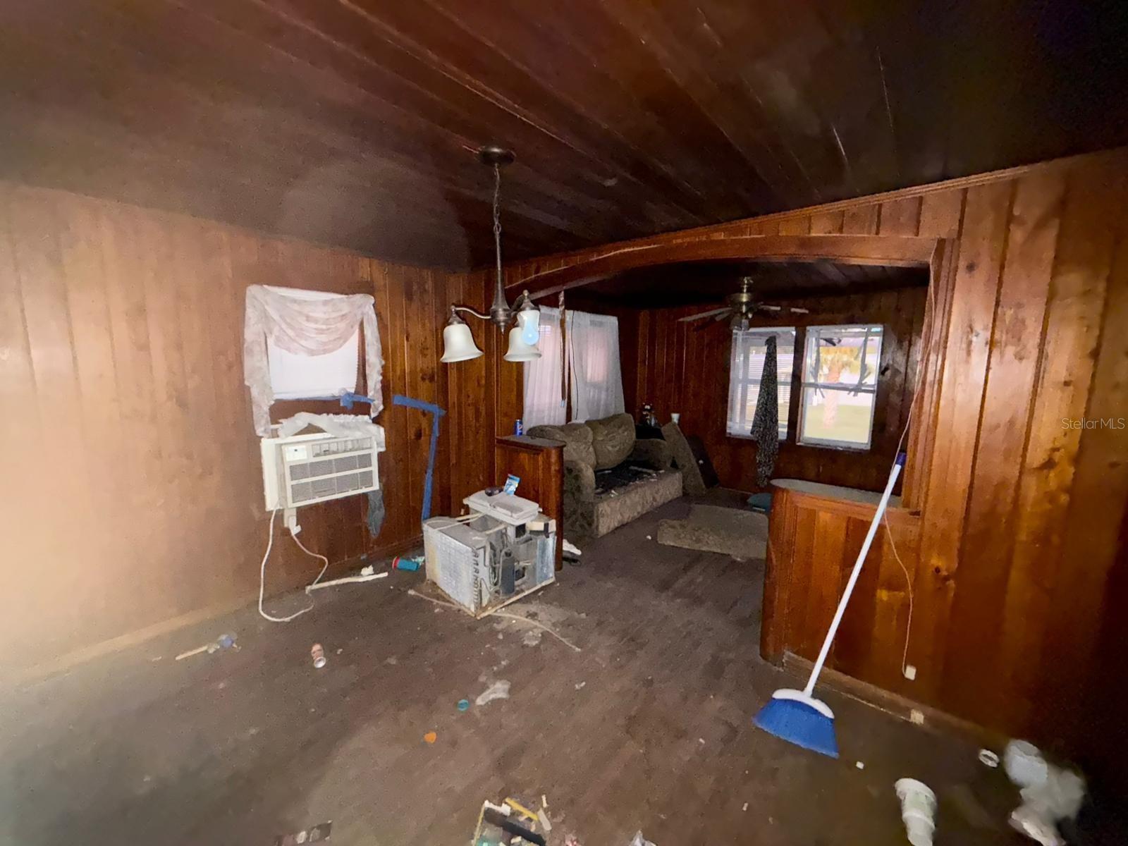 O6329742 Property Photo