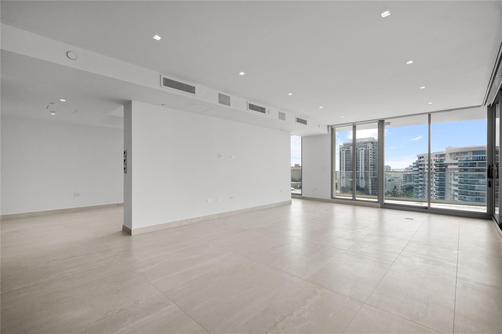 PR9115045 Property Photo