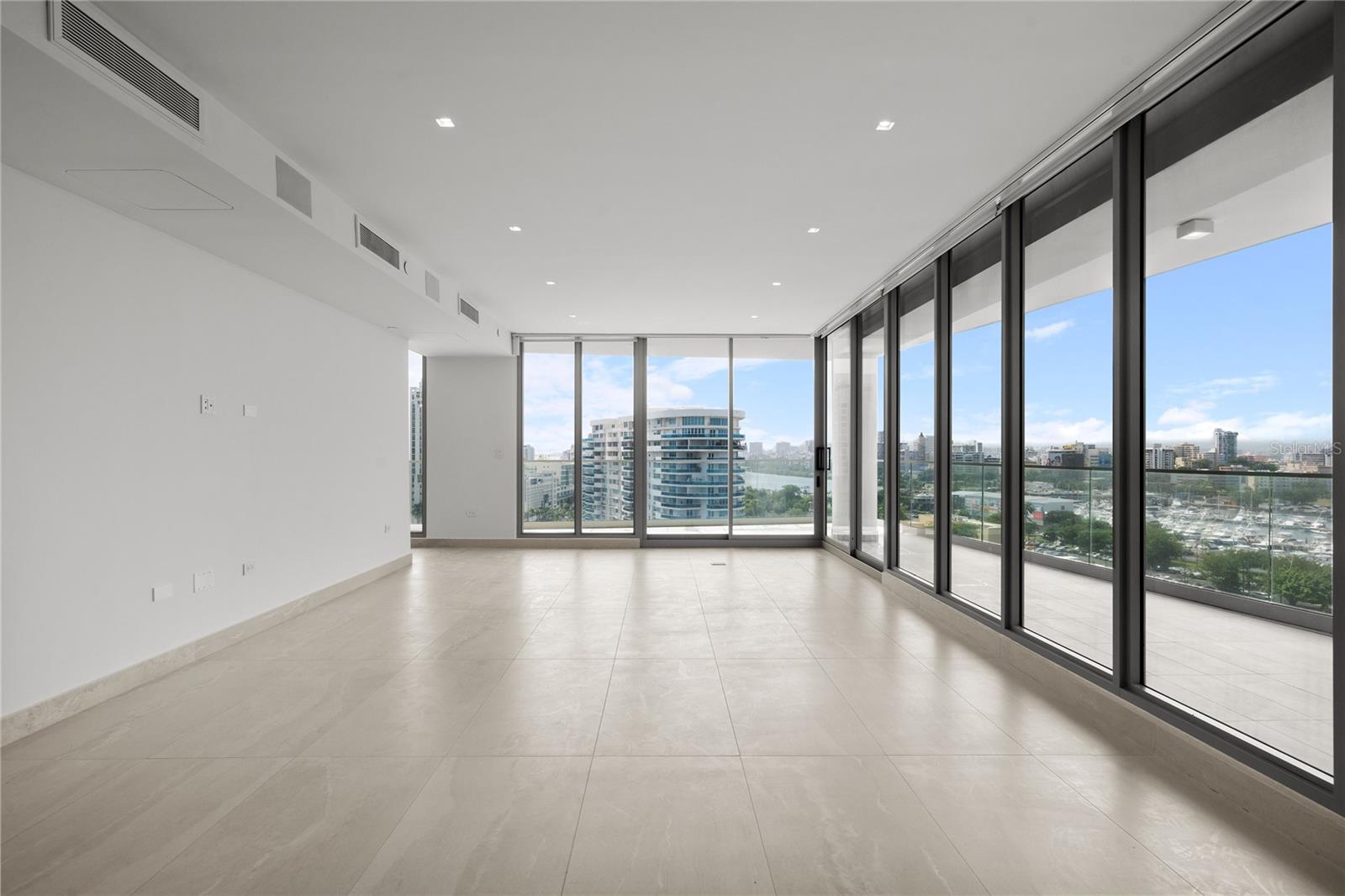 PR9115045 Property Photo