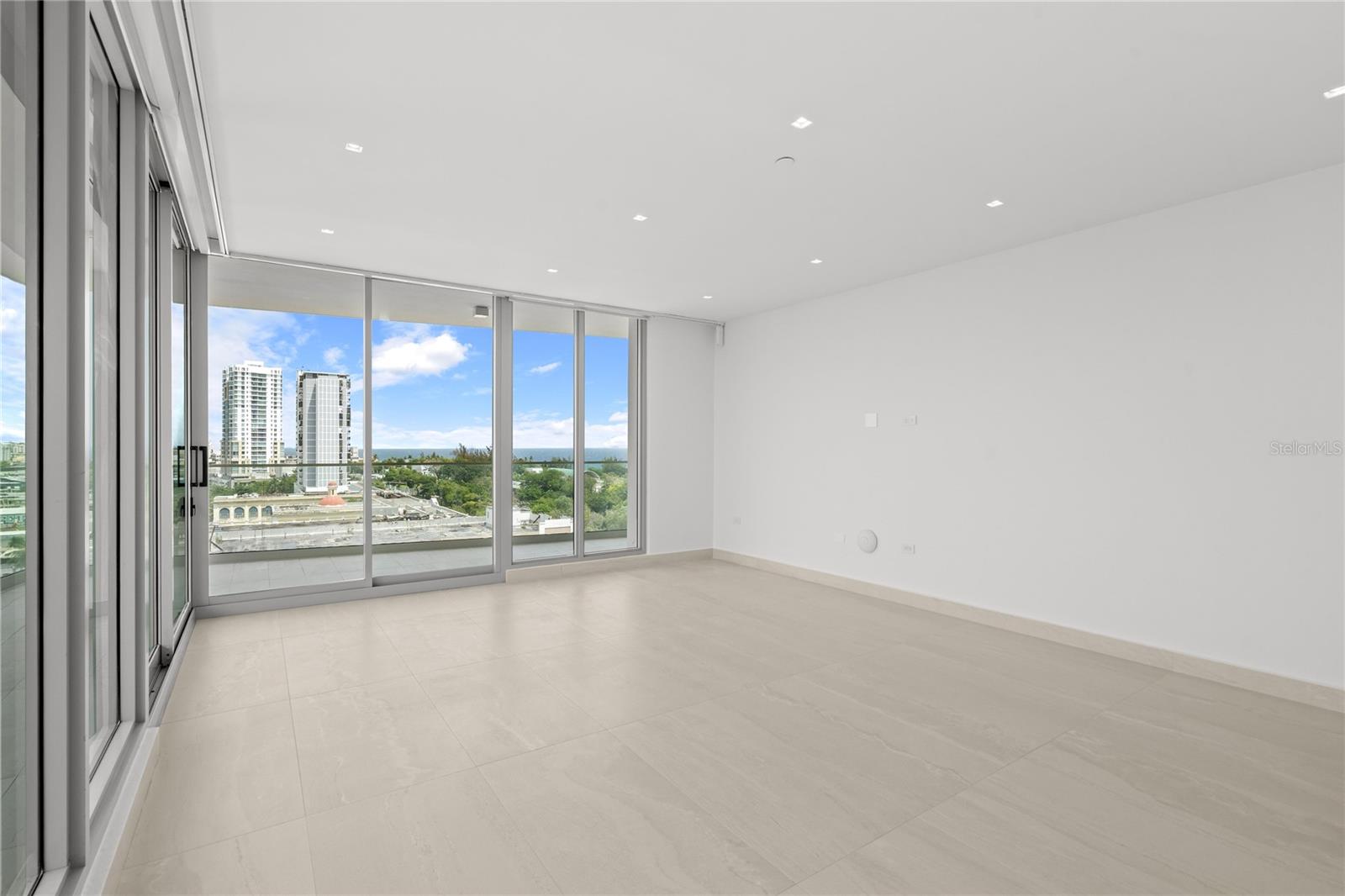 PR9115045 Property Photo