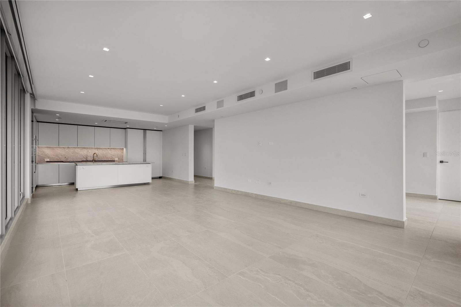 PR9115045 Property Photo