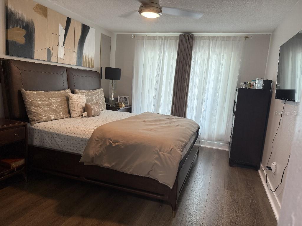 8020 N GOMEZ AVE, TAMPA, FL, 33614