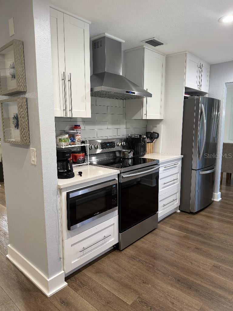 8020 N GOMEZ AVE, TAMPA, FL, 33614