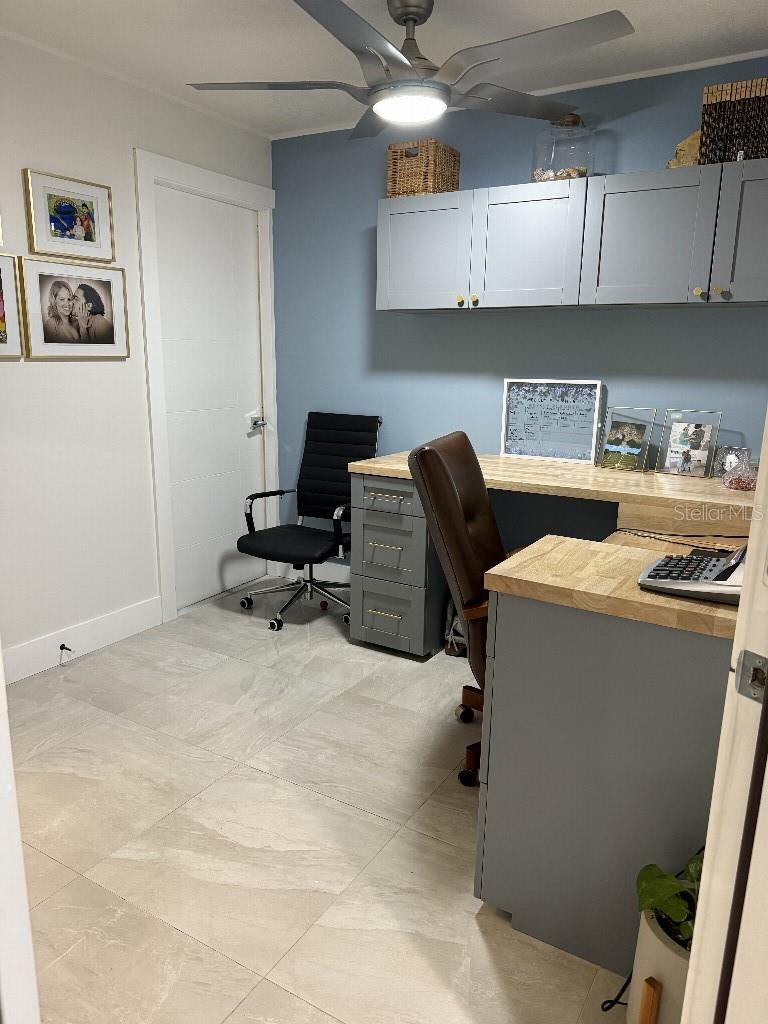 8020 N GOMEZ AVE, TAMPA, FL, 33614