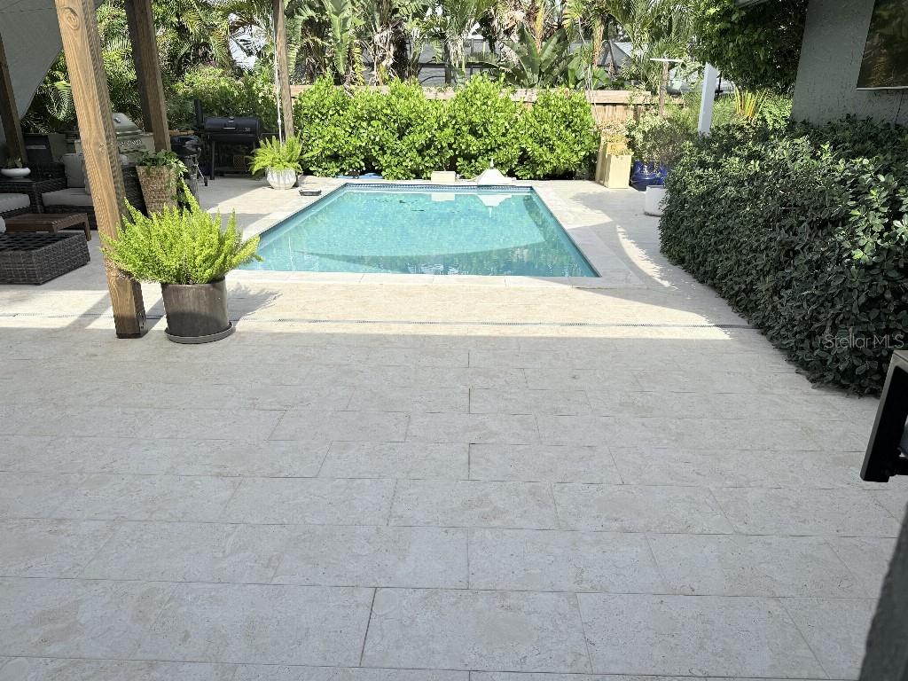 8020 N GOMEZ AVE, TAMPA, FL, 33614