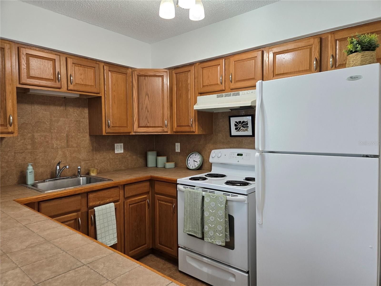 C7512749 Property Photo