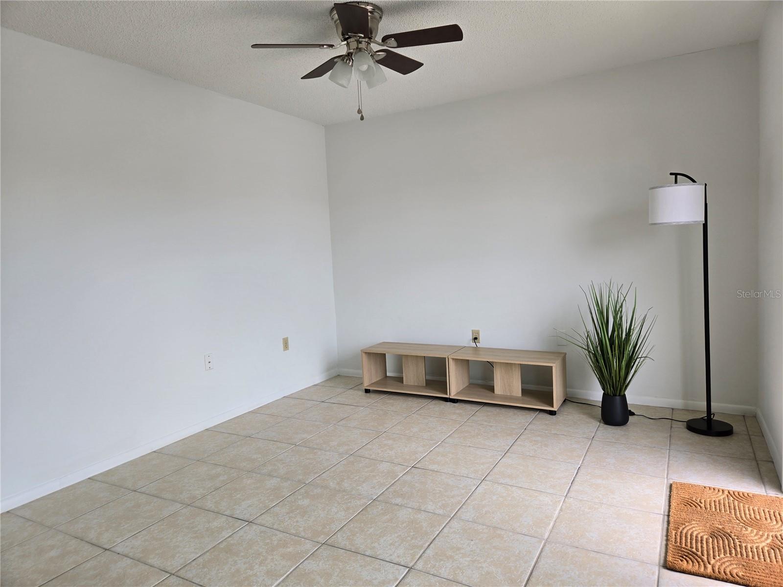 C7512749 Property Photo