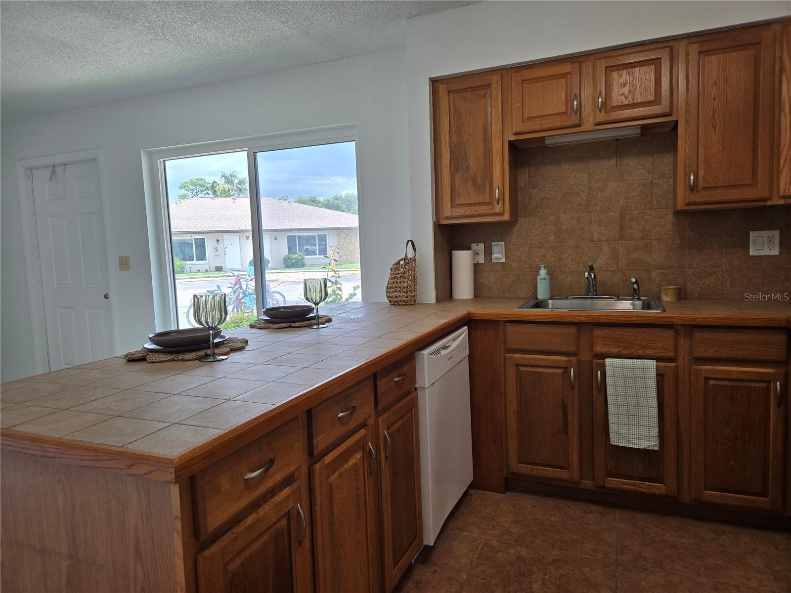 C7512749 Property Photo