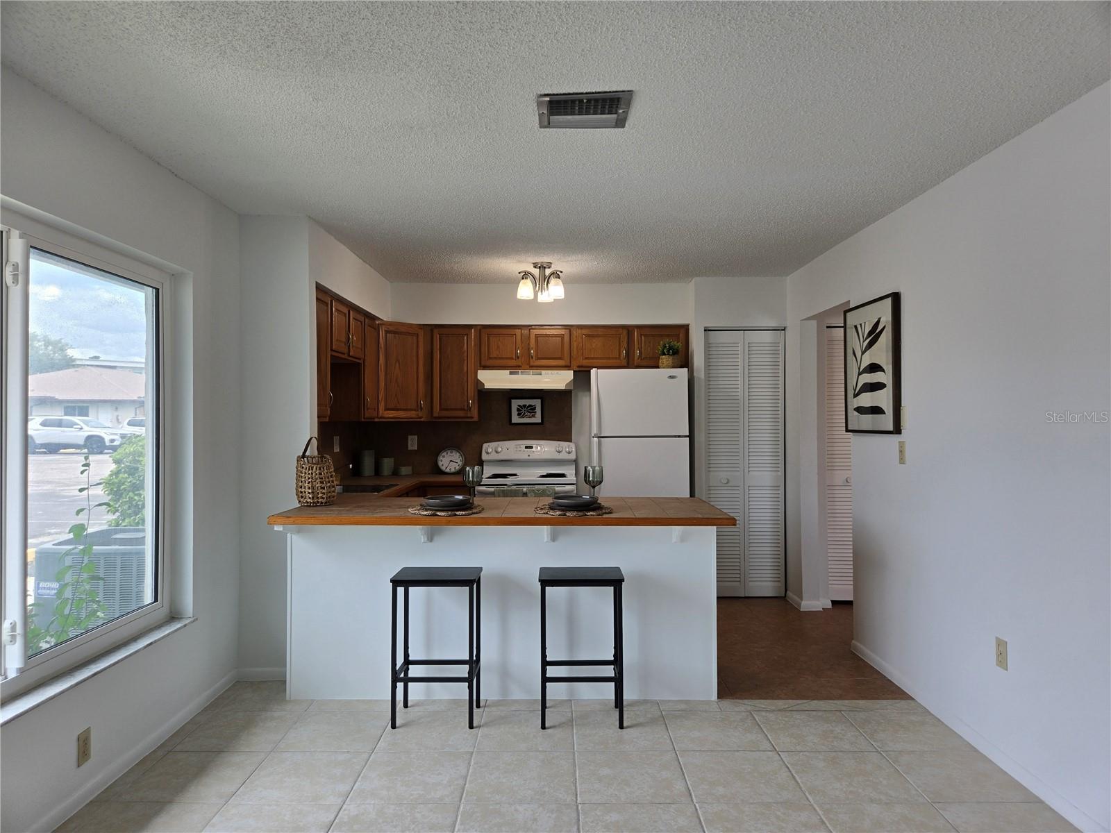 C7512749 Property Photo