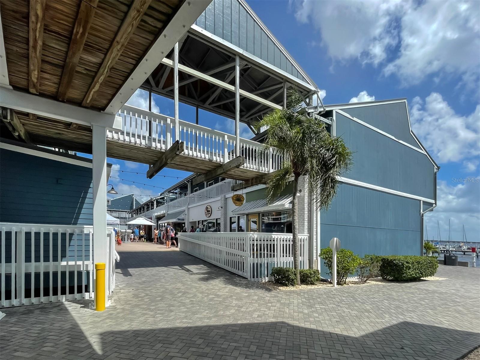 LAKESIDE GARDENS PH 01 BLDG A, PUNTA GORDA, FL, 33983