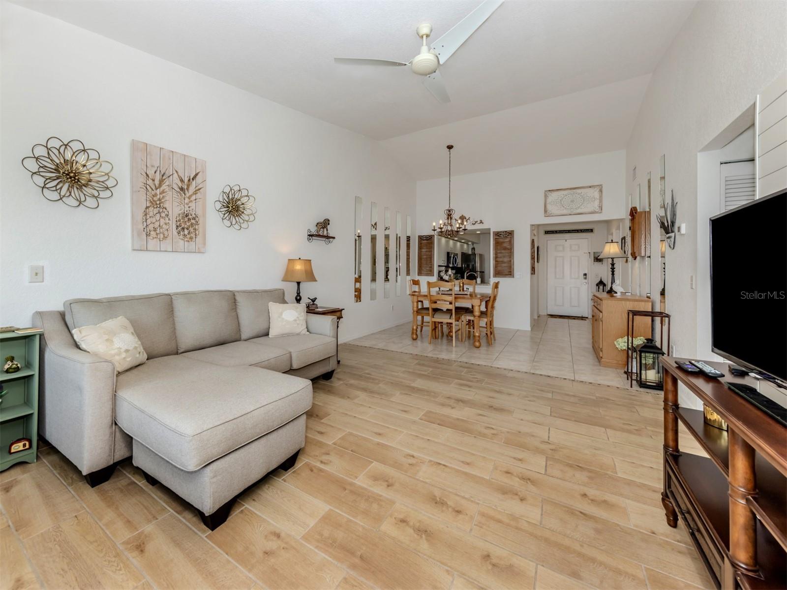 LAKESIDE GARDENS PH 01 BLDG A, PUNTA GORDA, FL, 33983