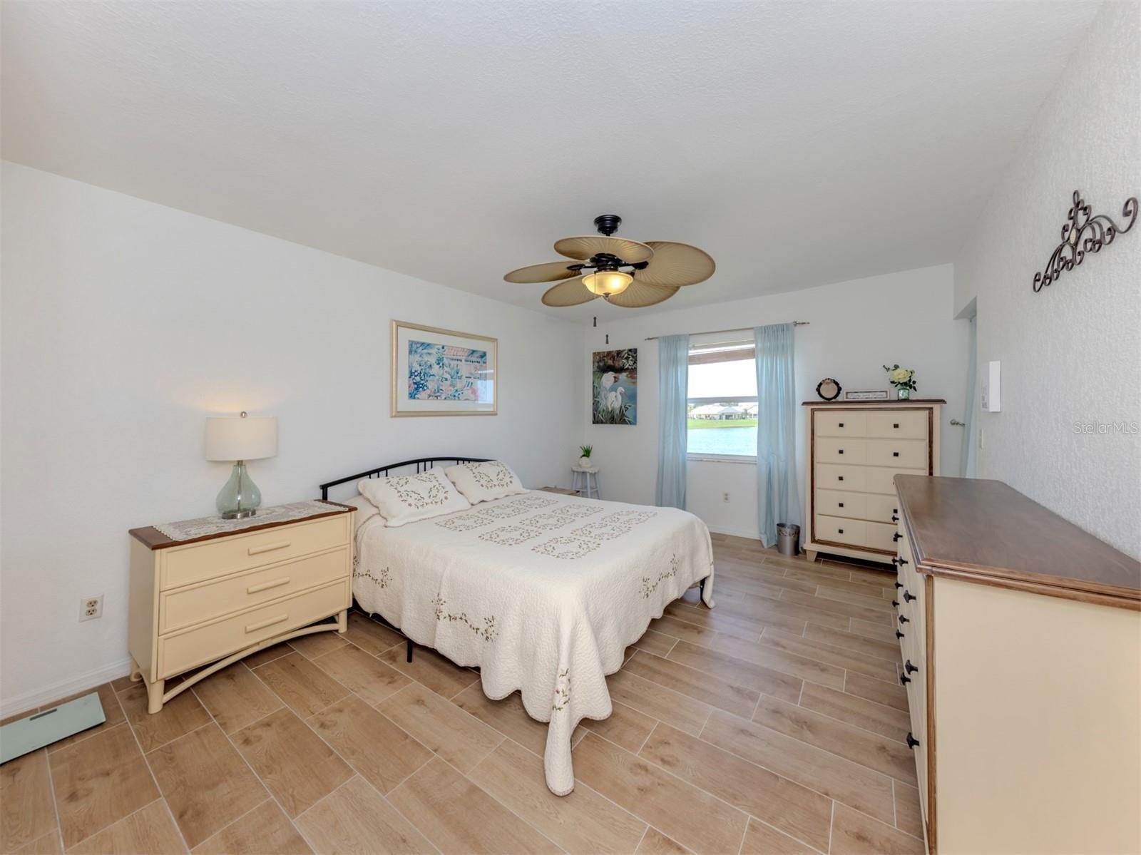 LAKESIDE GARDENS PH 01 BLDG A, PUNTA GORDA, FL, 33983