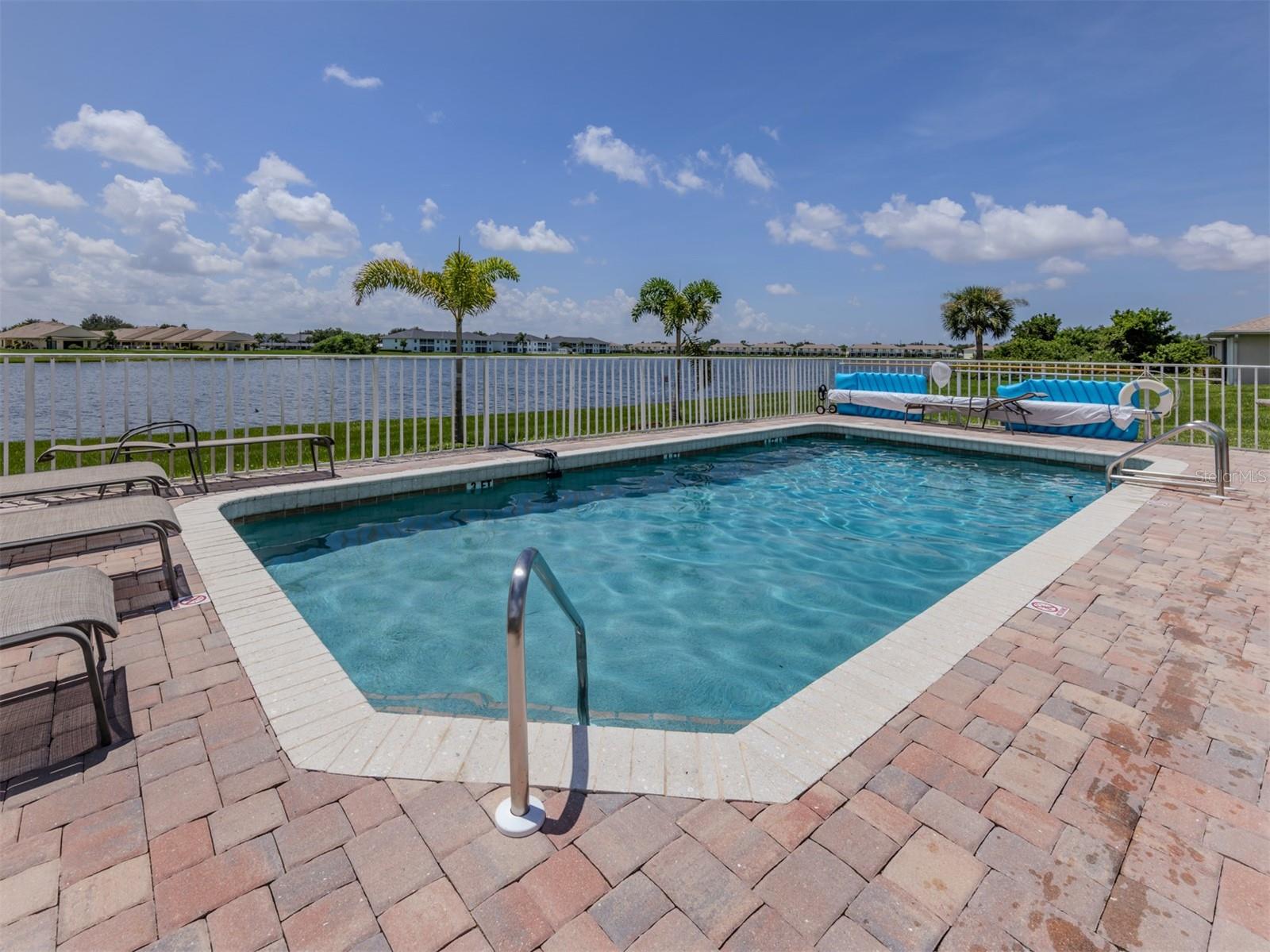 LAKESIDE GARDENS PH 01 BLDG A, PUNTA GORDA, FL, 33983