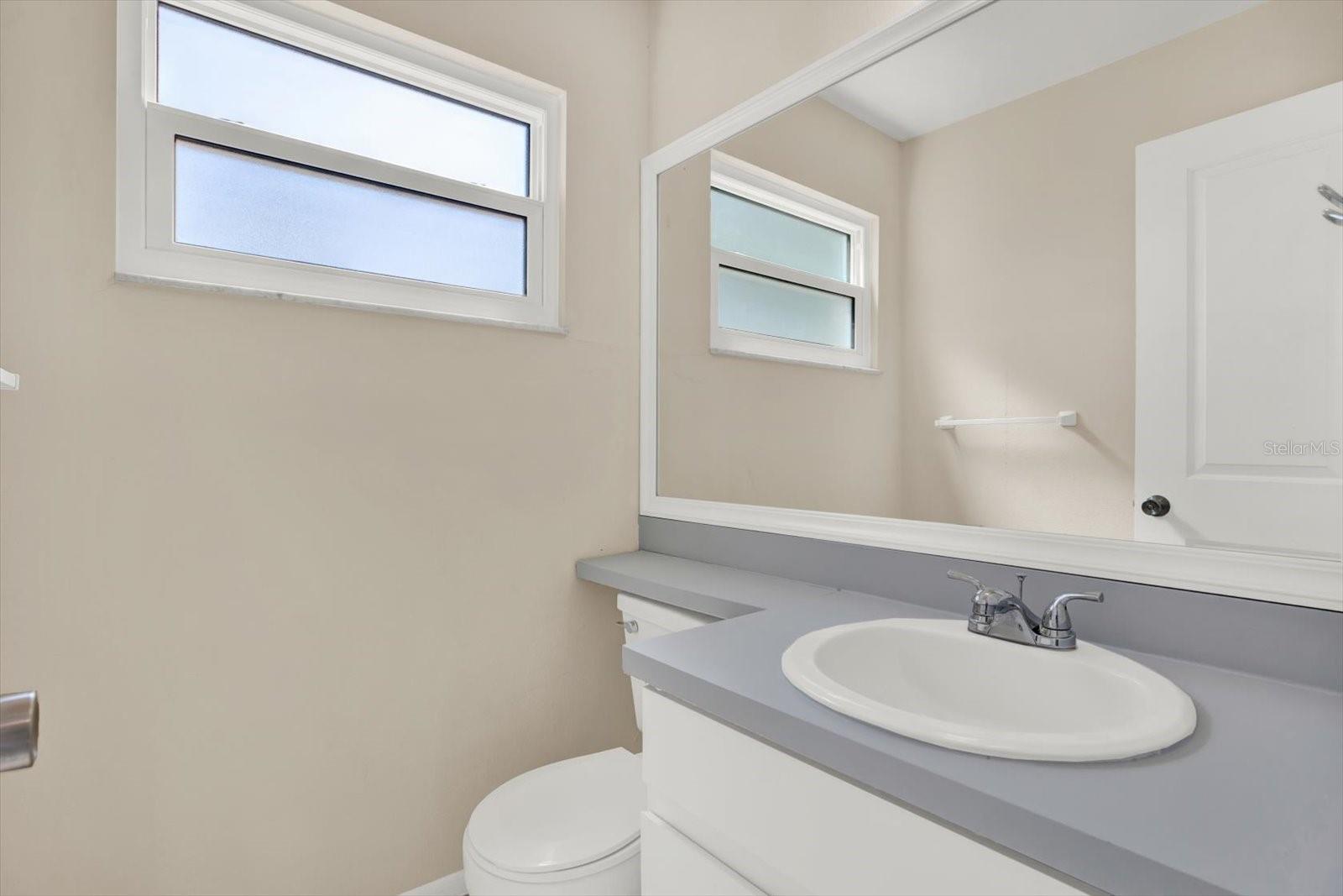 TB8410387 Property Photo