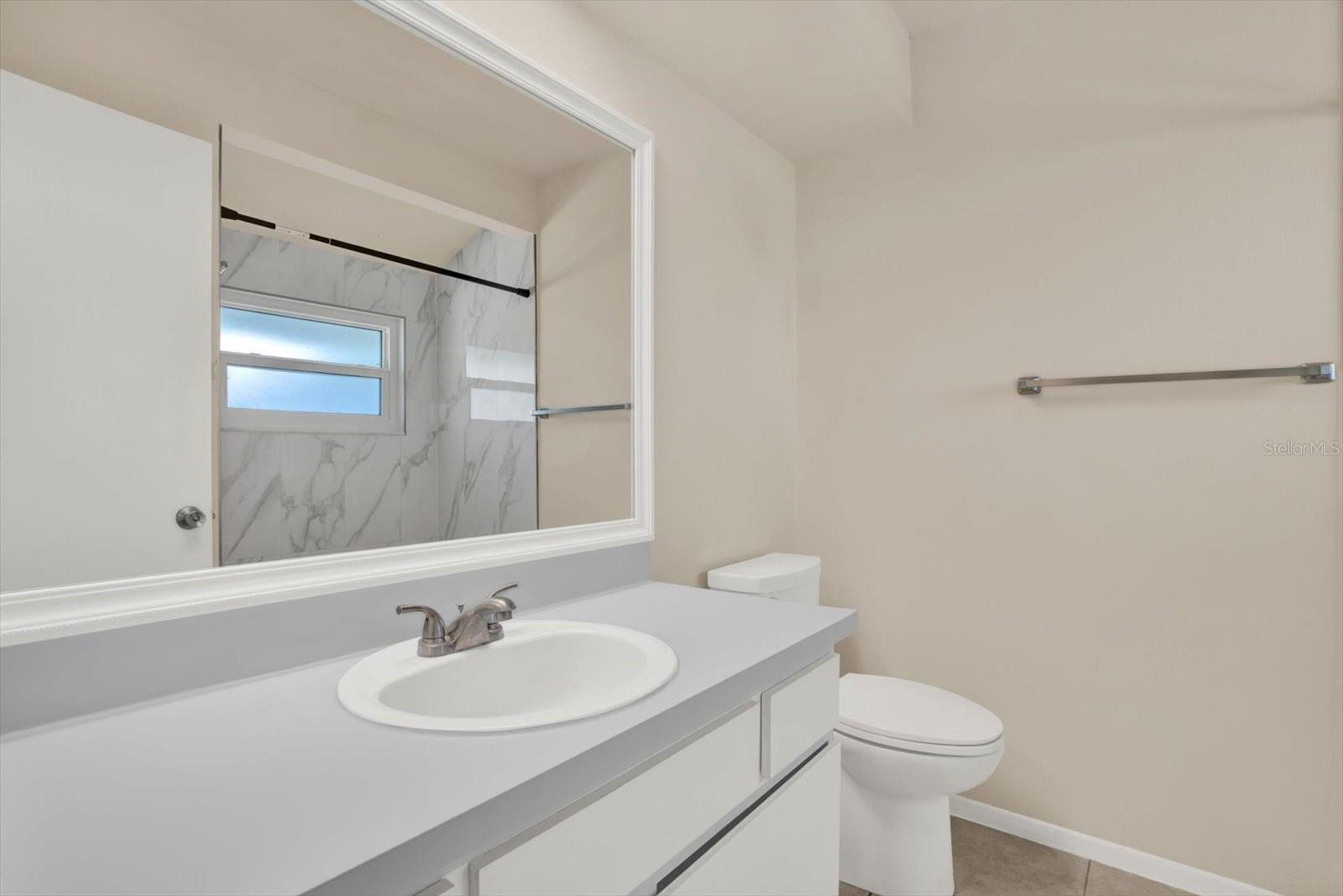 TB8410387 Property Photo