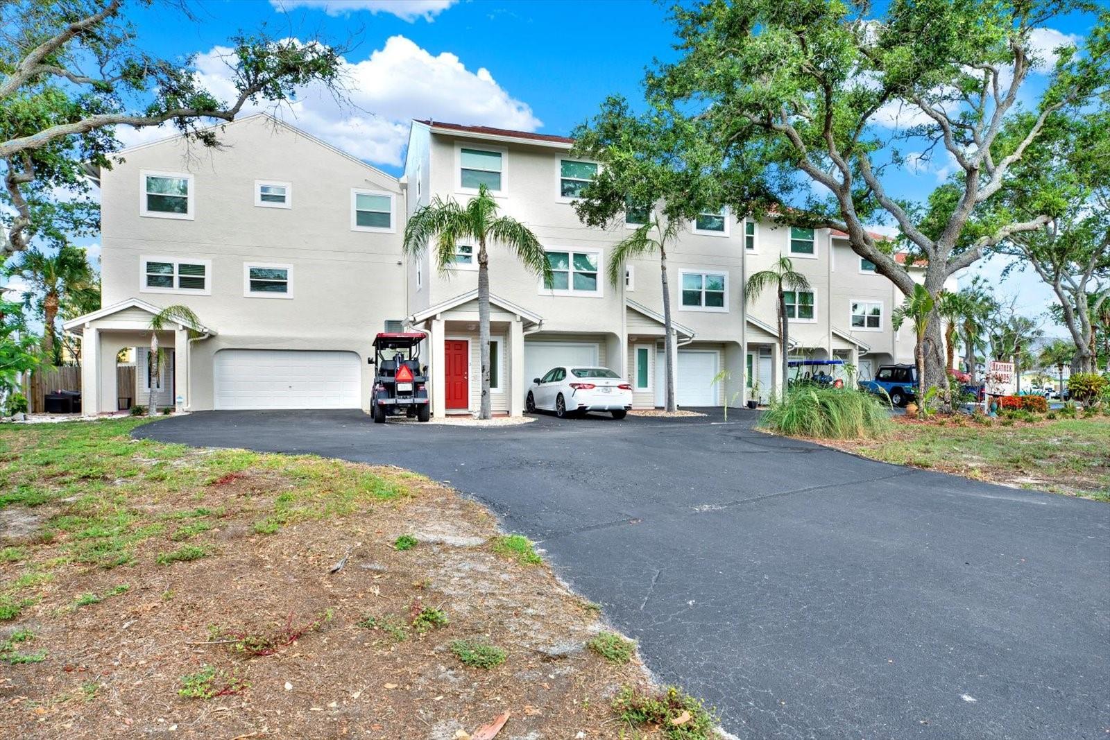 TB8410387 Property Photo