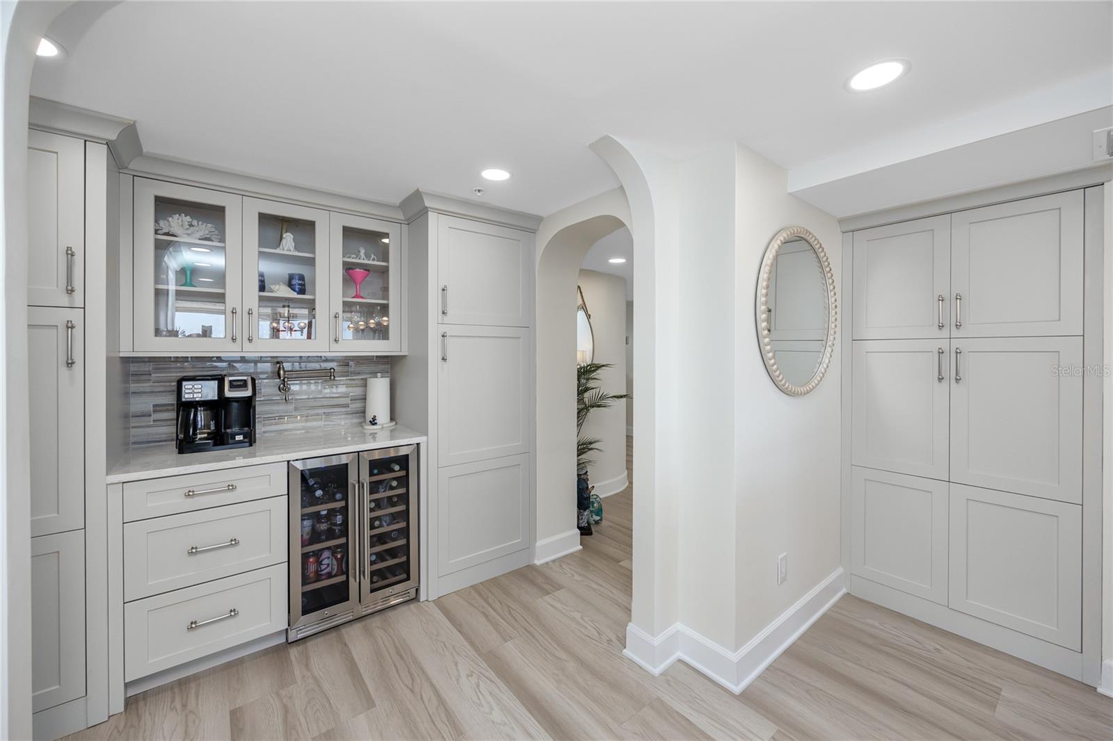 Coffee nook at 17940 Gulf Blvd, #17C, Redington Shores, FL 33708