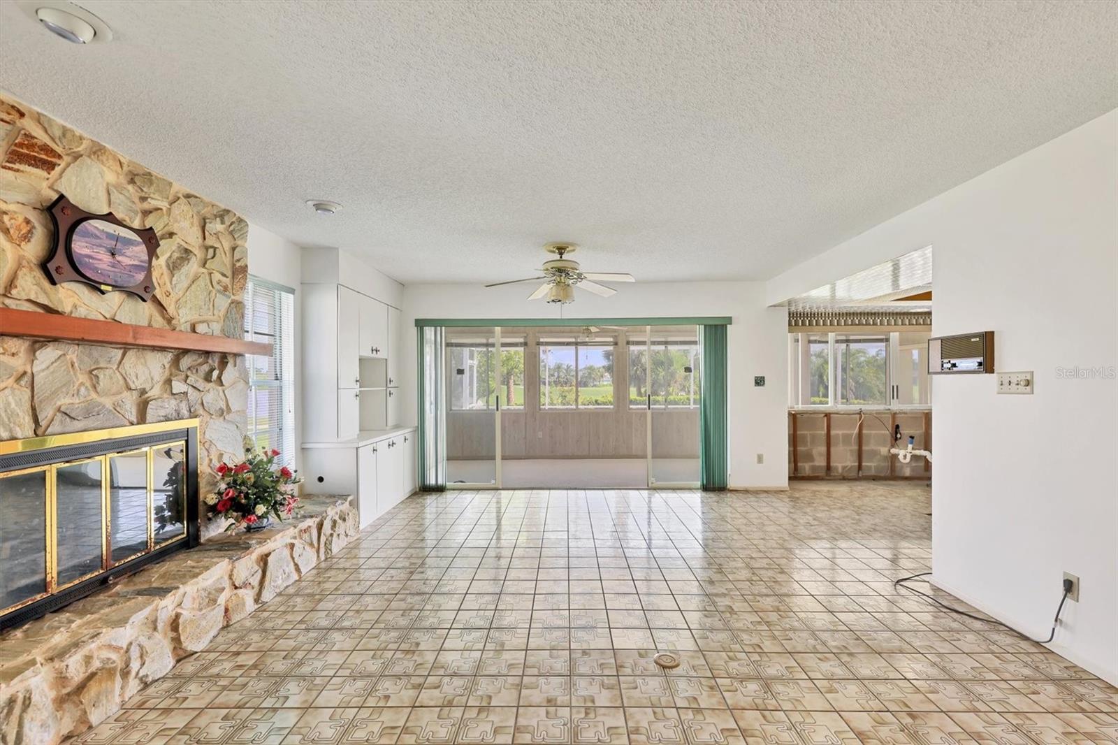 A4659870 Property Photo