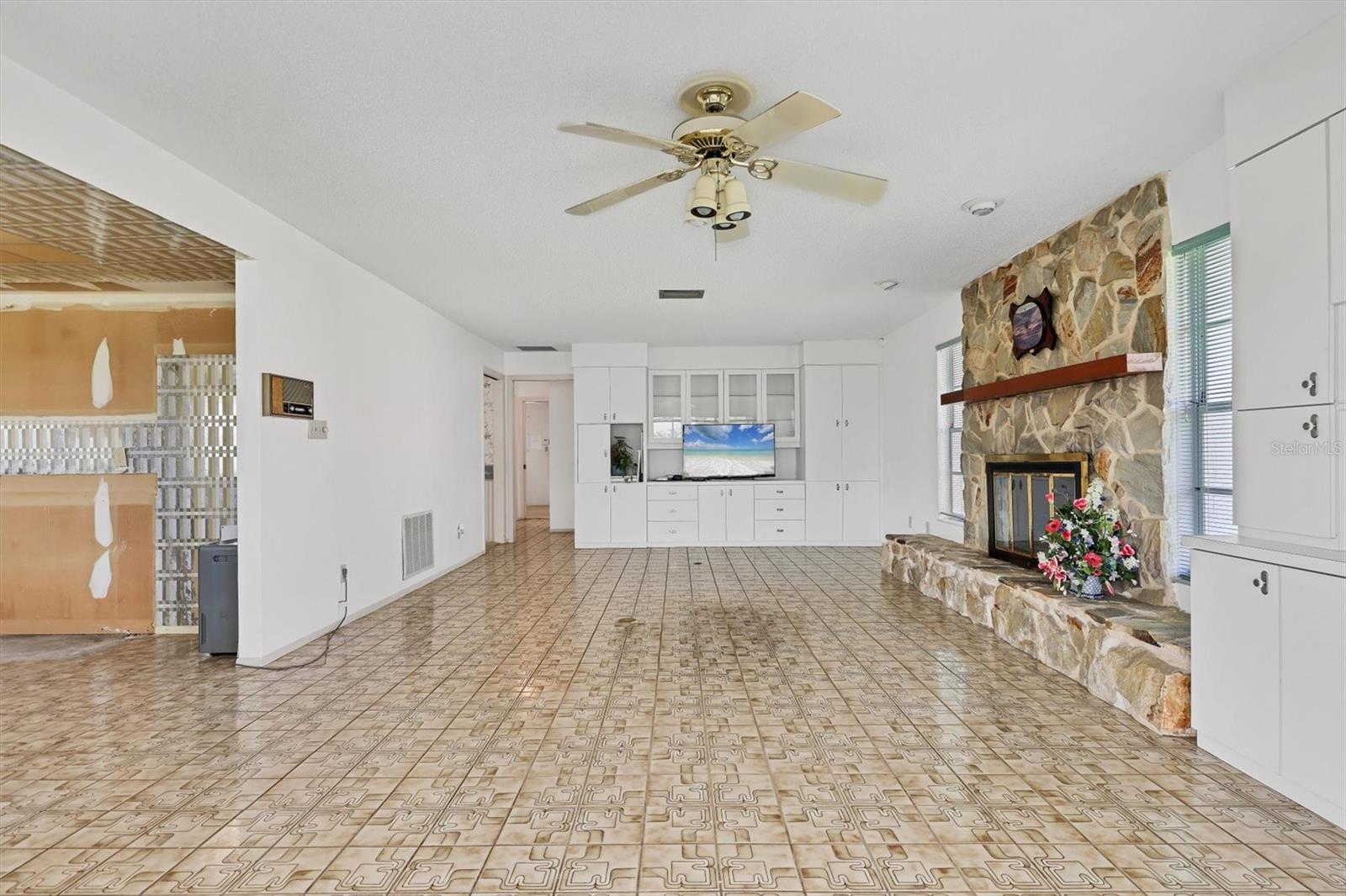 A4659870 Property Photo