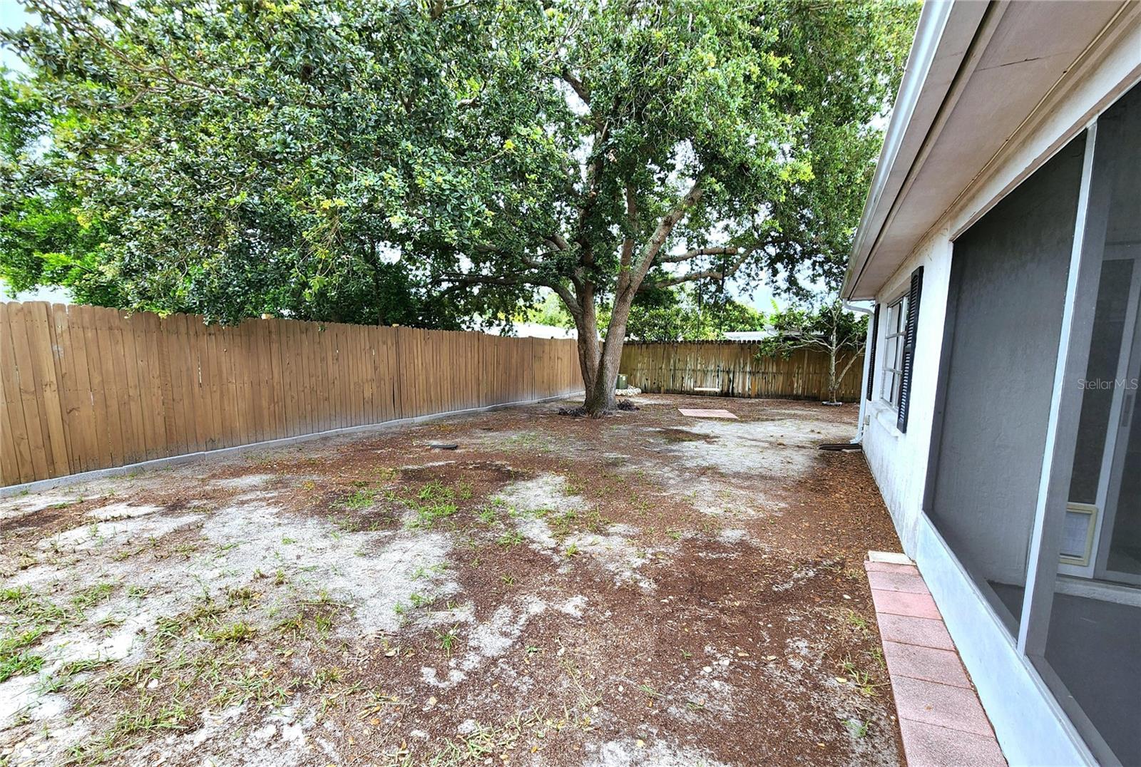 O6329947