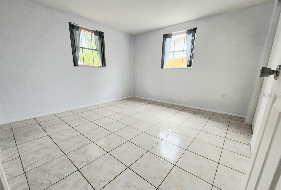 O6329947
