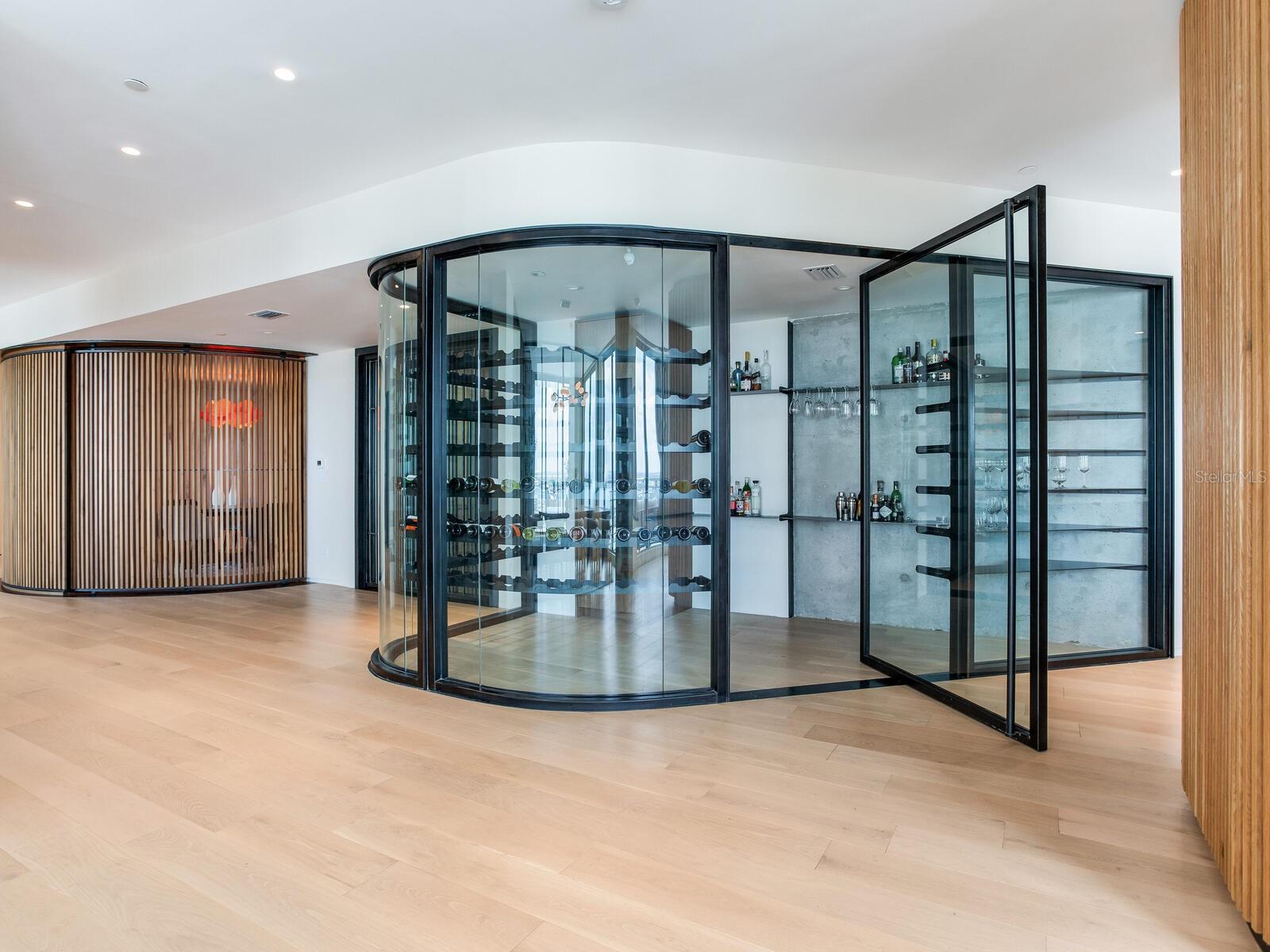 TB8410508 Property Photo