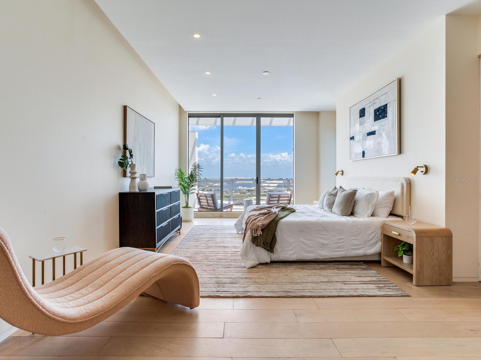 TB8410508 Property Photo