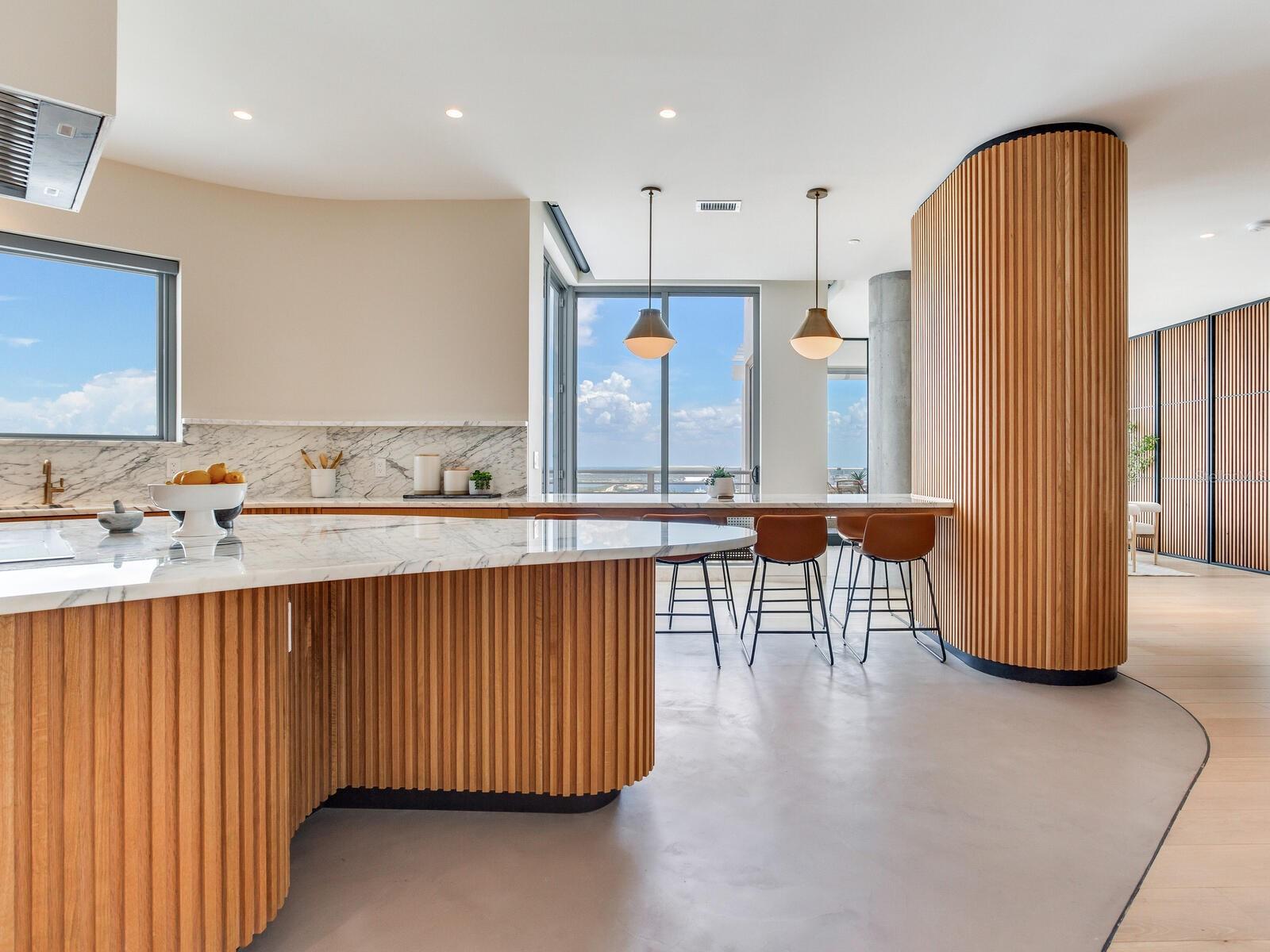 TB8410508 Property Photo