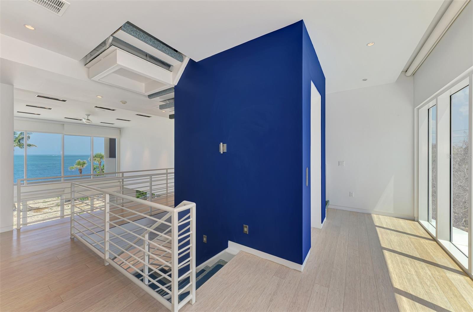 A4659892 Property Photo