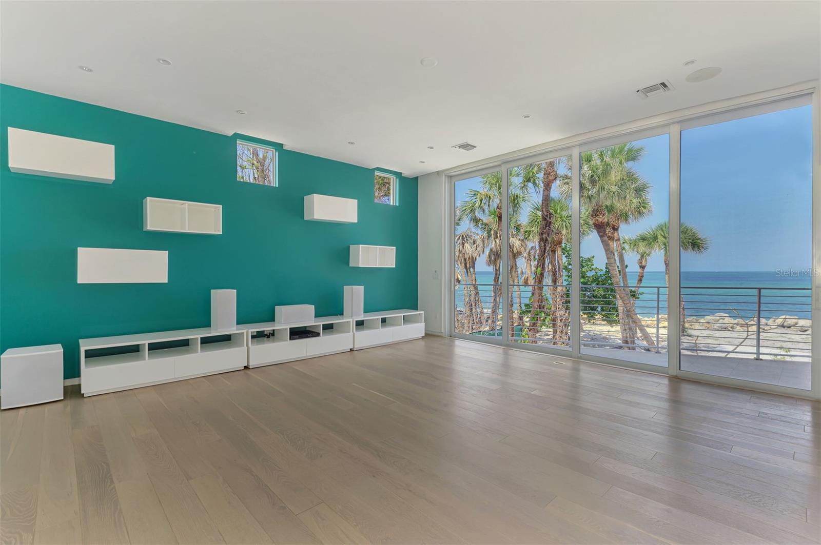 A4659892 Property Photo