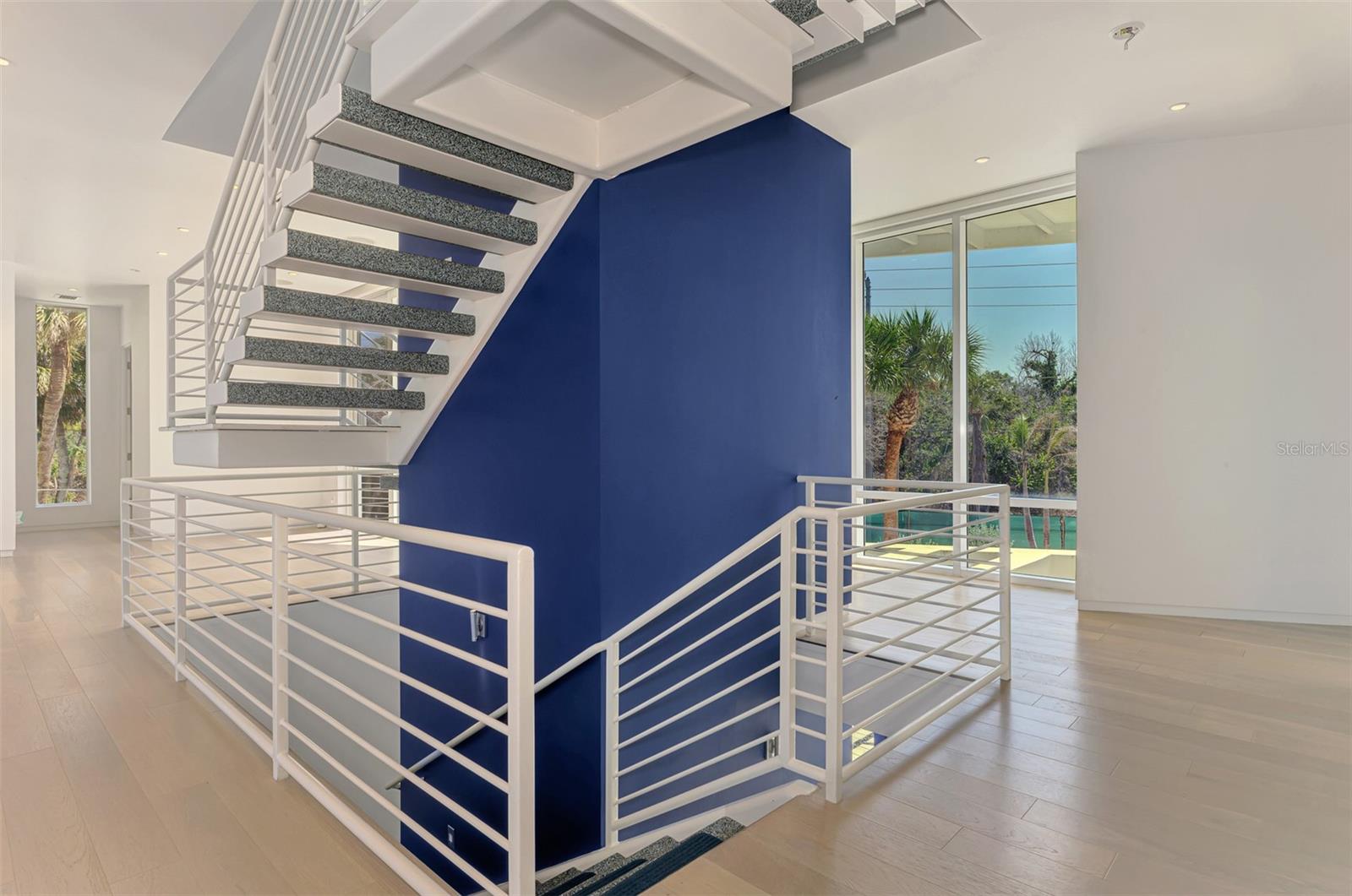 A4659892 Property Photo