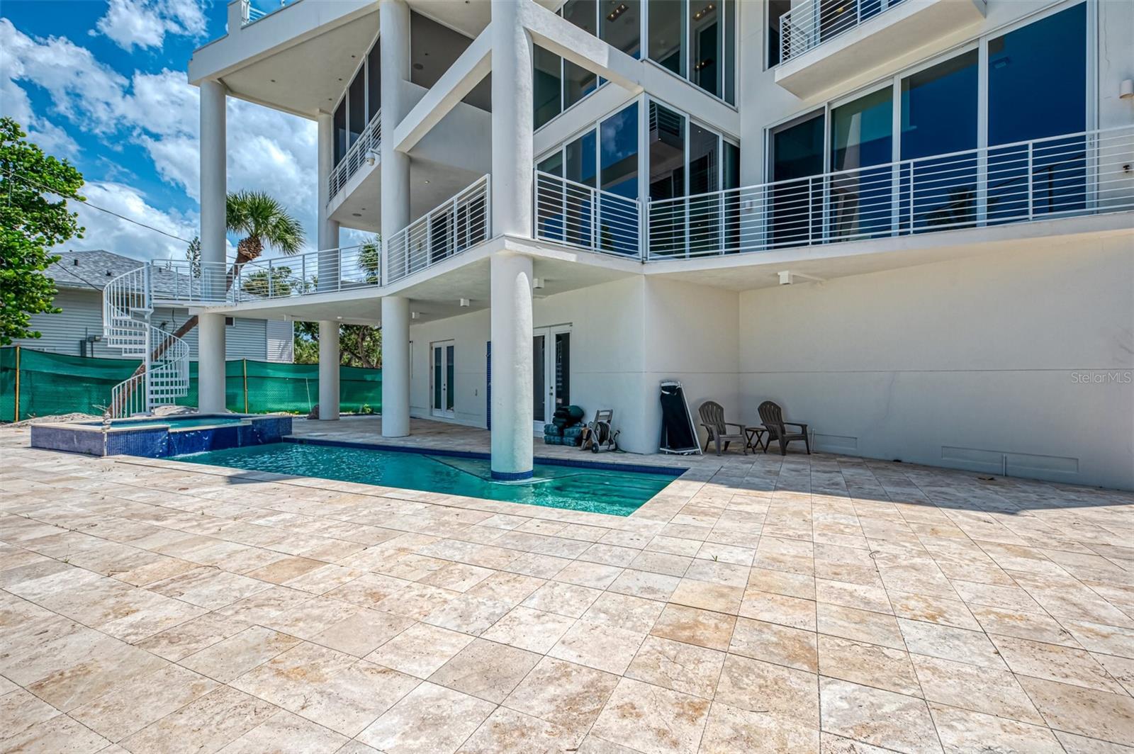 A4659892 Property Photo