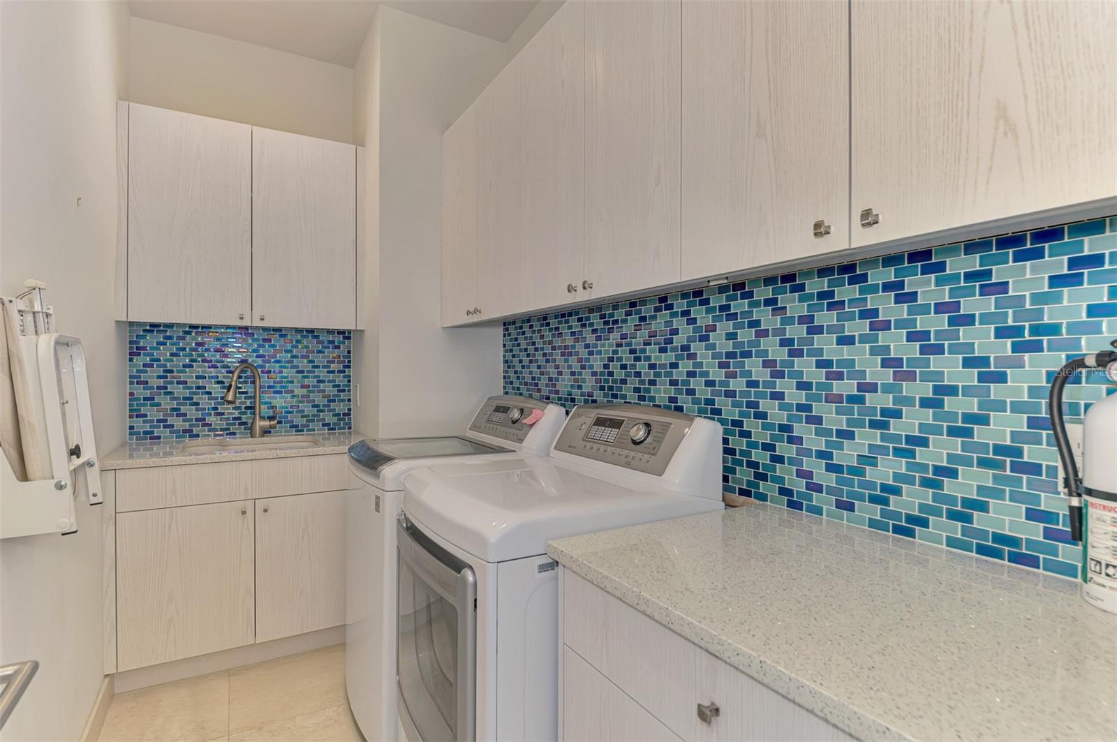 A4659892 Property Photo