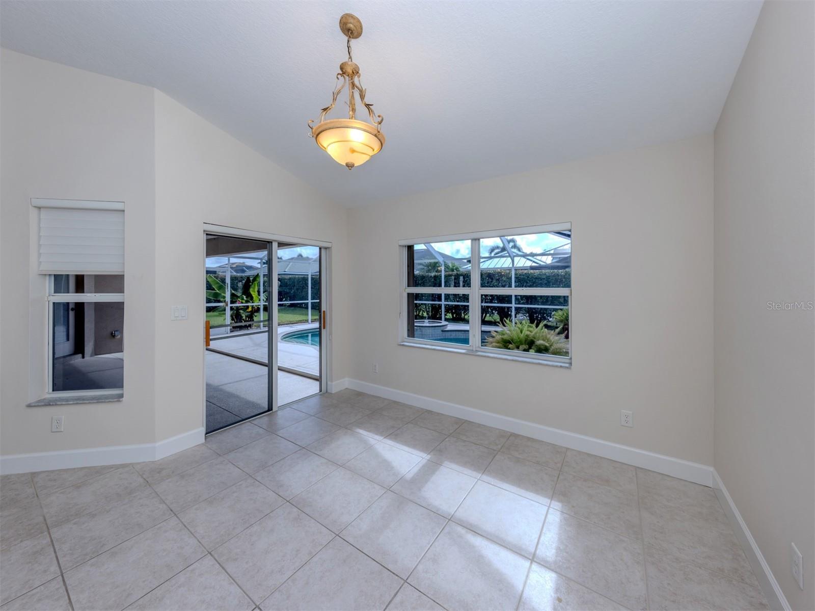 208 GREYWING CT, VENICE, FL, 34292