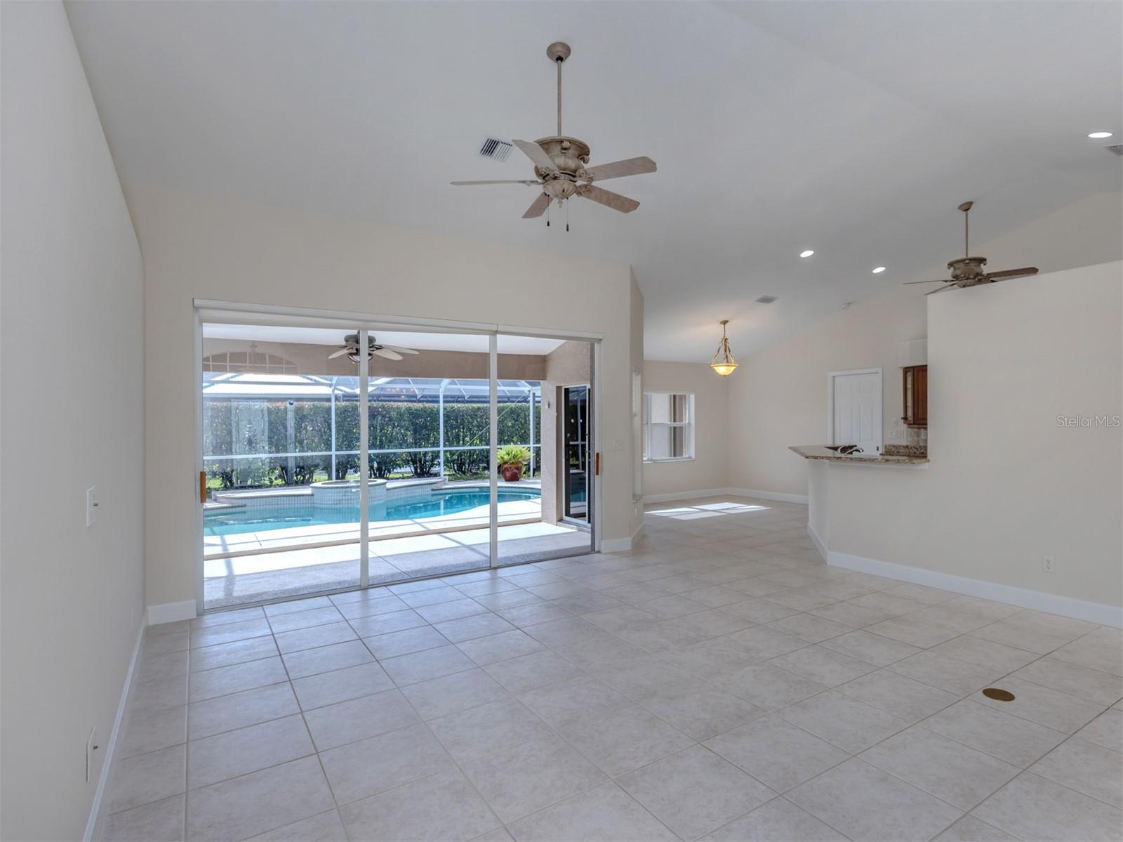 208 GREYWING CT, VENICE, FL, 34292