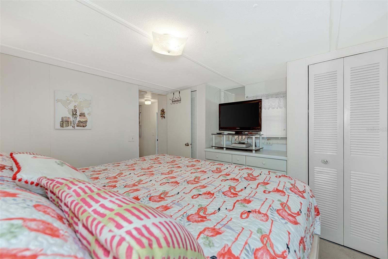 D6143182 Property Photo