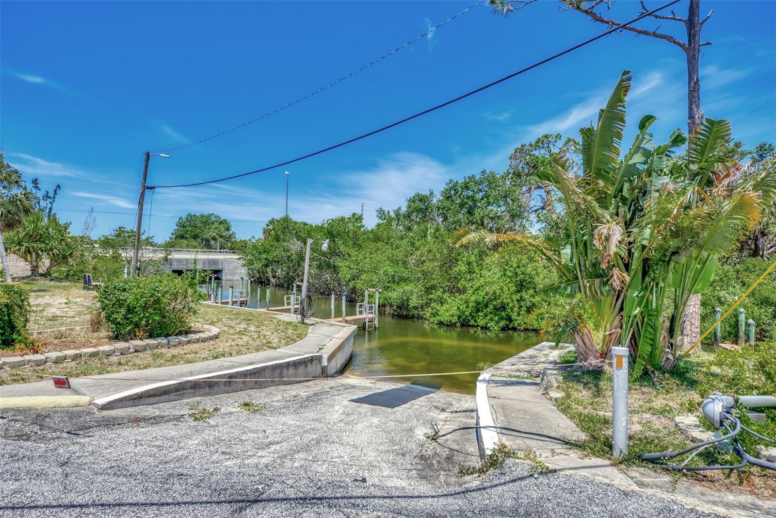 D6143182 Property Photo