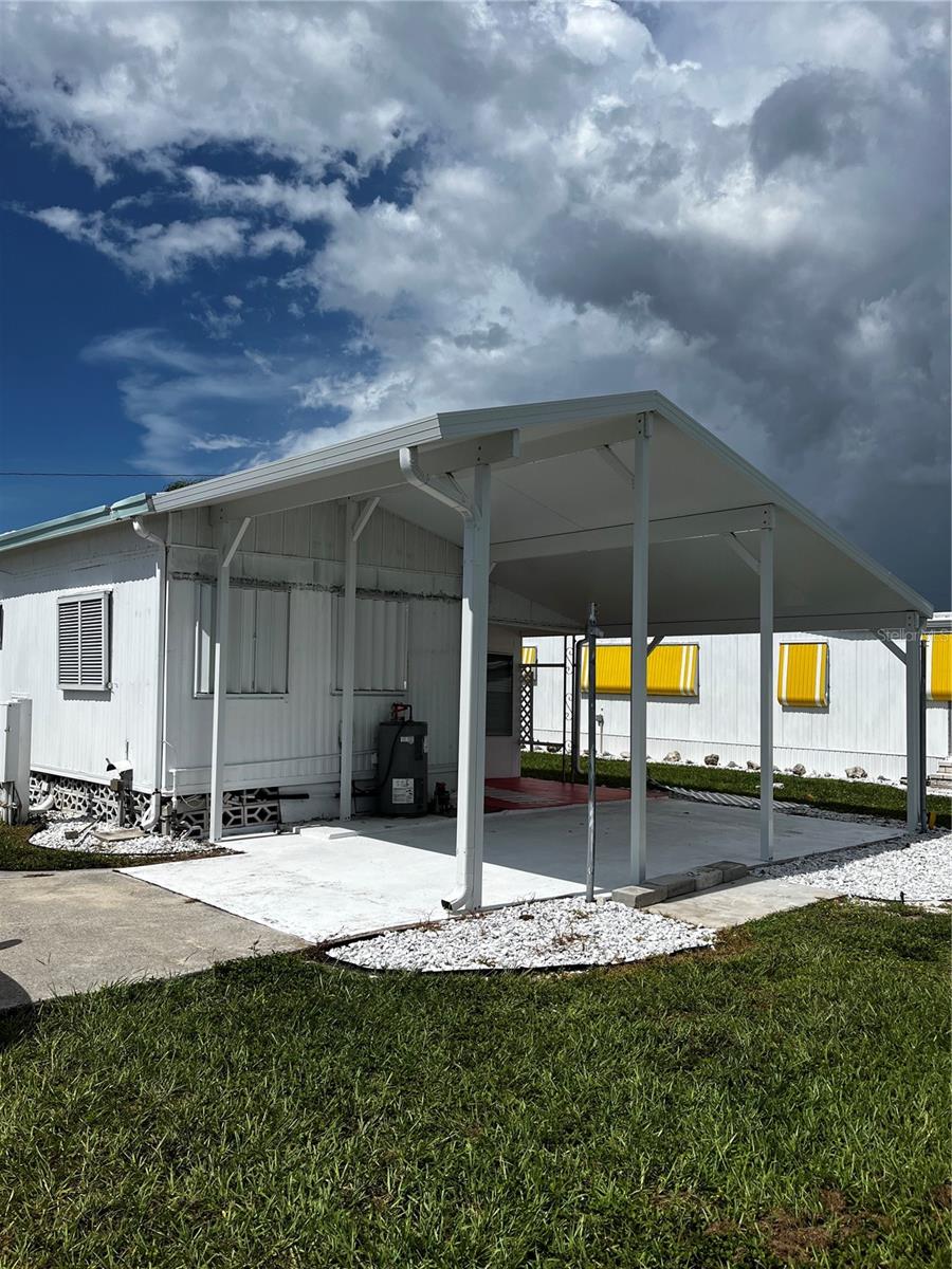 D6143182 Property Photo