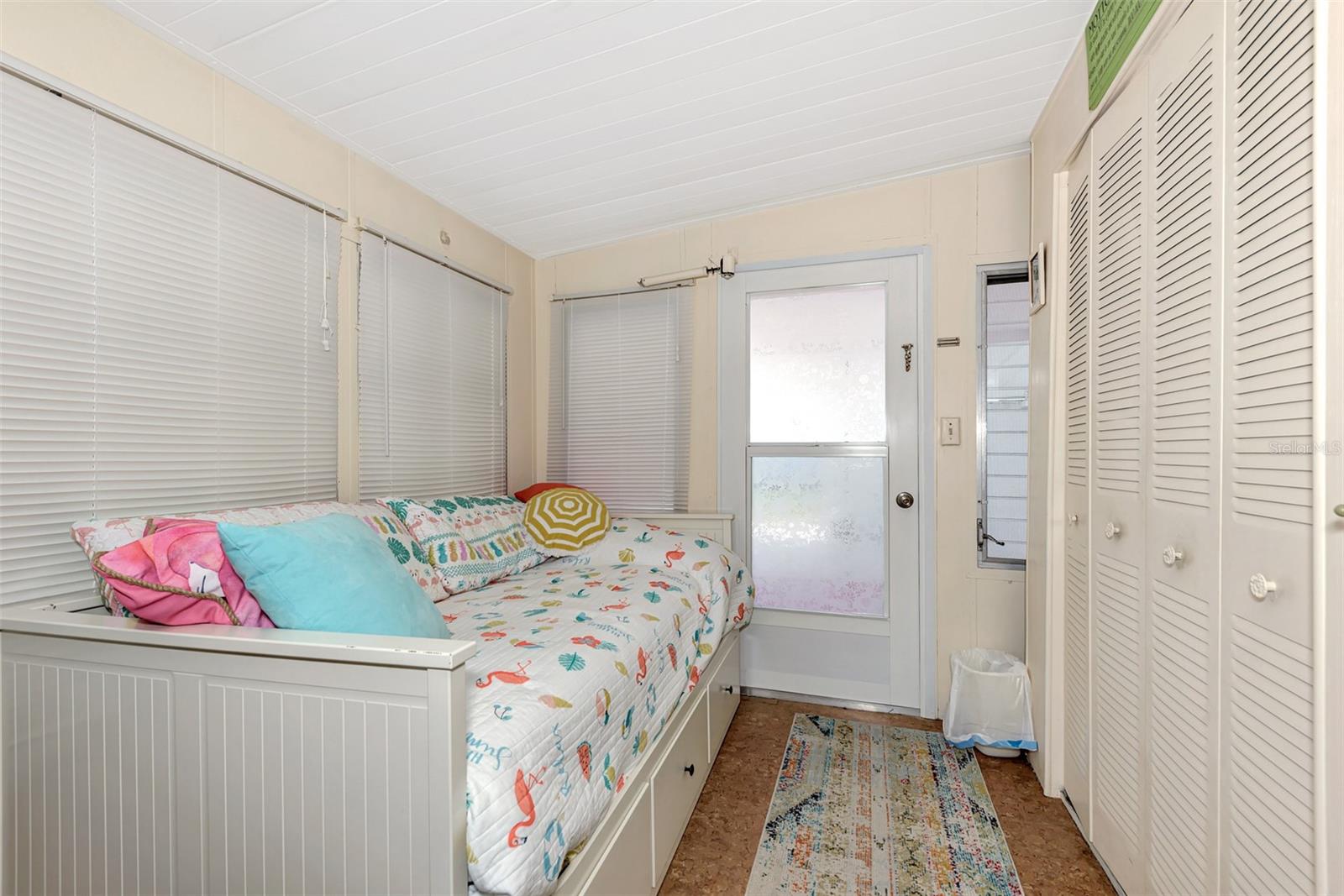 D6143182 Property Photo