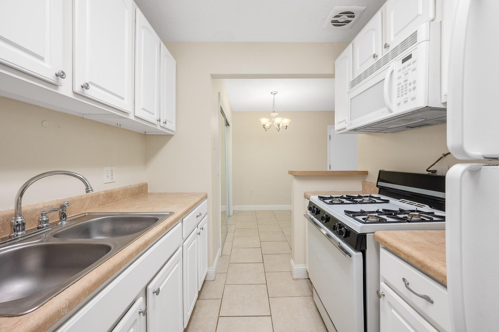 GC532777 Property Photo